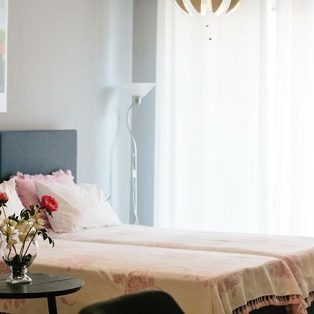 Cosy Downtown Studio - Suite Komotini Esterno foto