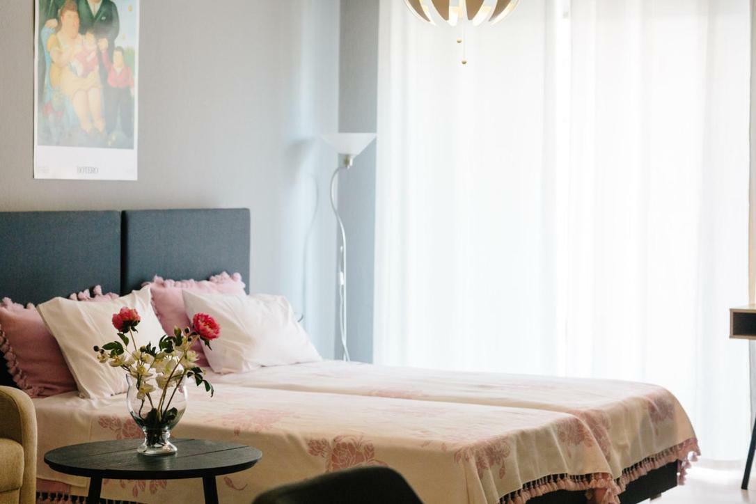 Cosy Downtown Studio - Suite Komotini Esterno foto